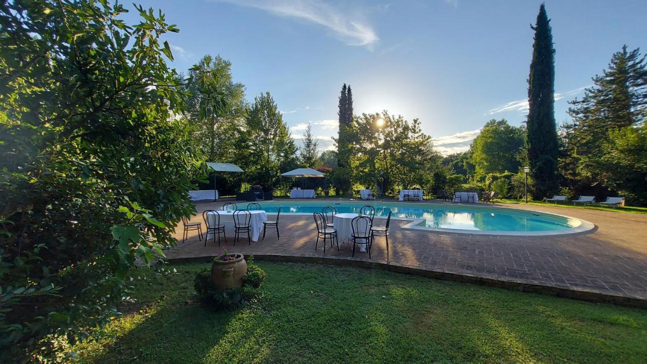 Country Hotel Poggiomanente Umbertide Exterior foto
