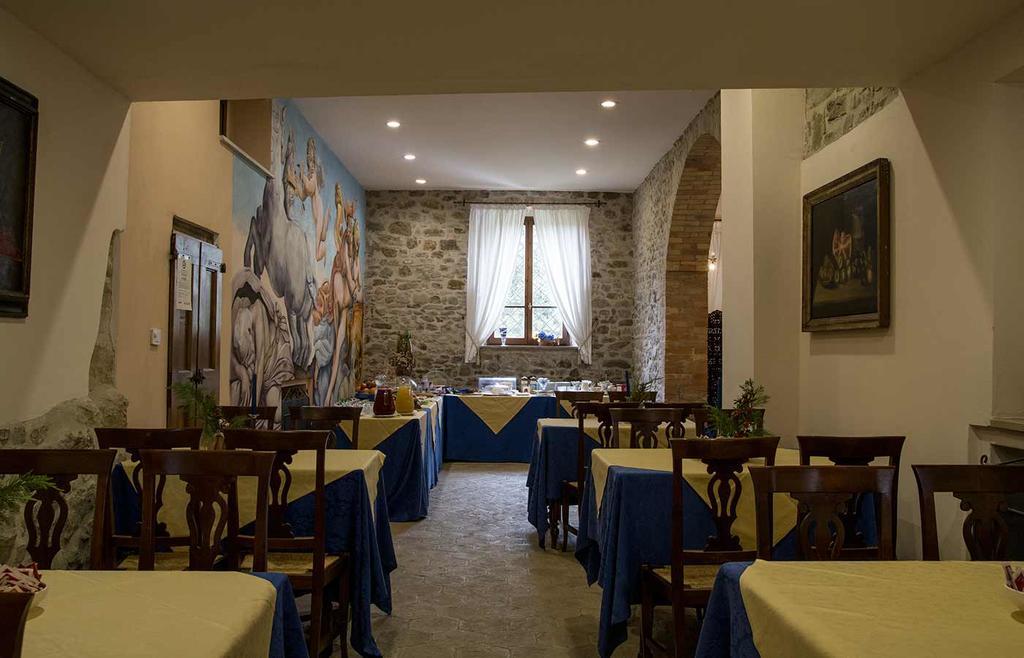 Country Hotel Poggiomanente Umbertide Exterior foto