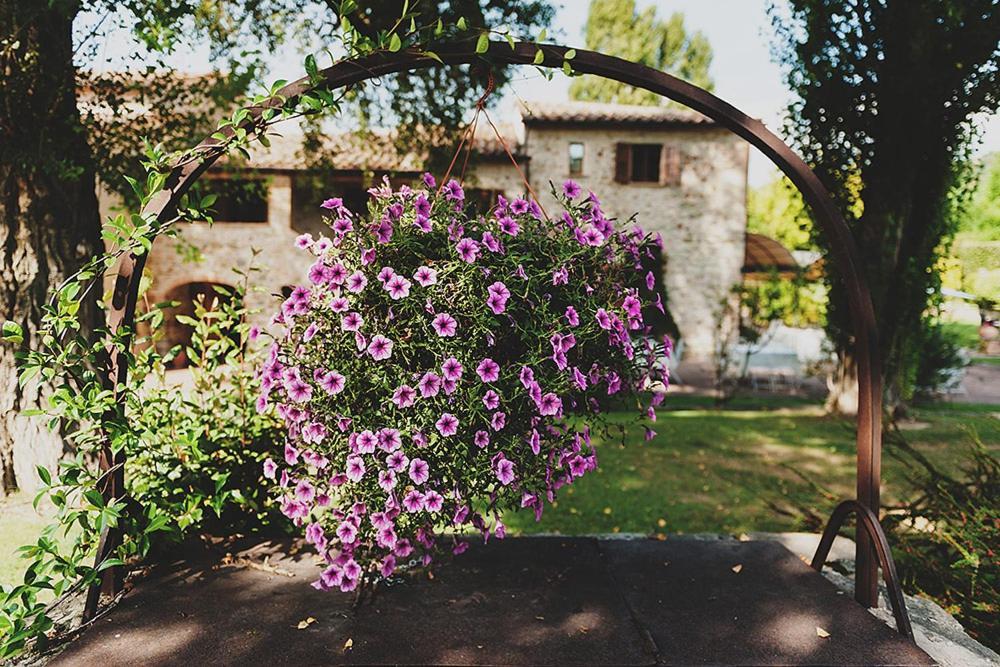 Country Hotel Poggiomanente Umbertide Exterior foto